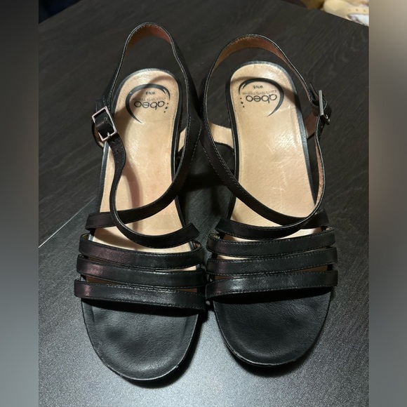 Abeo Black  Kitten Wedge Sandals Sz 8WN - Picture 2 of 4